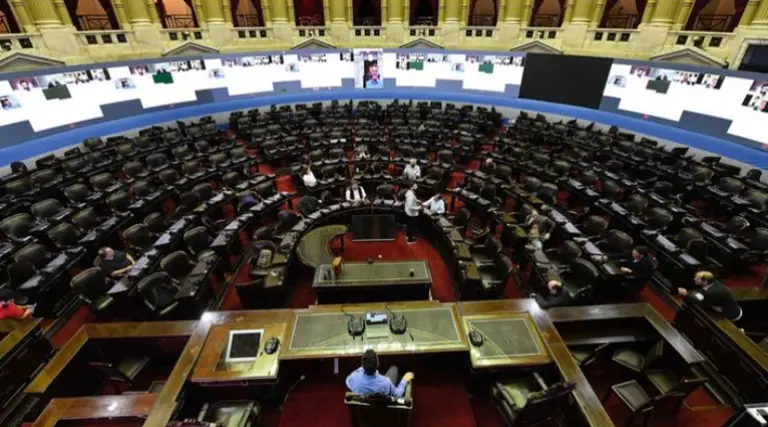¿Cuáles son los primeros dictámenes remotos que saldrán entre lunes y martes de las comisiones de Diputados?