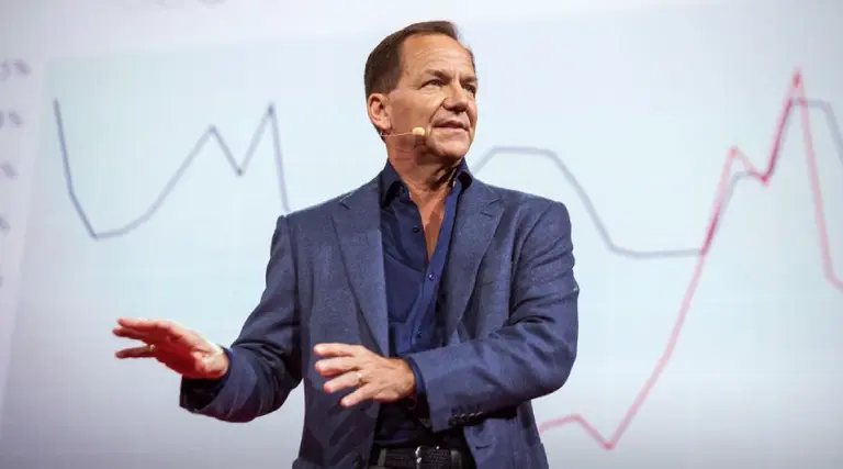 ¿Quién es Paul Tudor Jones II, el nuevo multimillonario que promete revolucionar el mundo del Bitcoin?