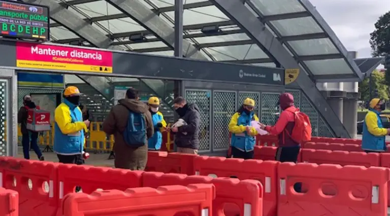 Polémica: el Gobierno de la Ciudad aclara por qué hay que mostrar el recibo de sueldo para circular