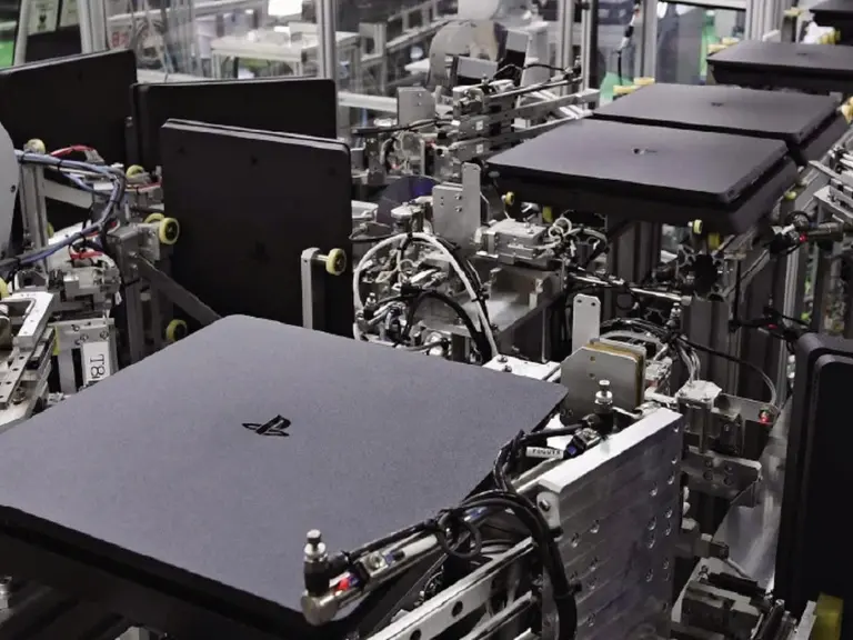 Sony, el fabricante de consolas más rápido del mundo: conocé cómo fabrica una PlayStation 4 cada 30 segundos