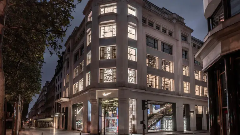 Nike diseña las tiendas del futuro: así serán su "casas de innovación" para fortalecer relación con sus clientes