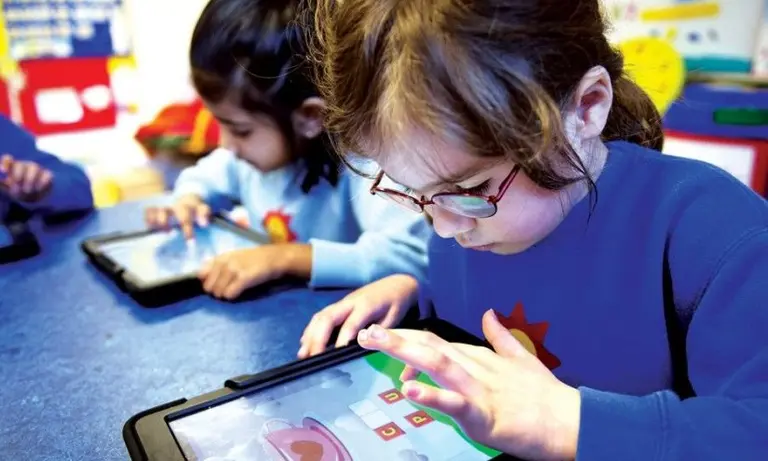 Salidas Inclusivas: Microsoft desarrolló una app para que personas autistas puedan elegir su menú