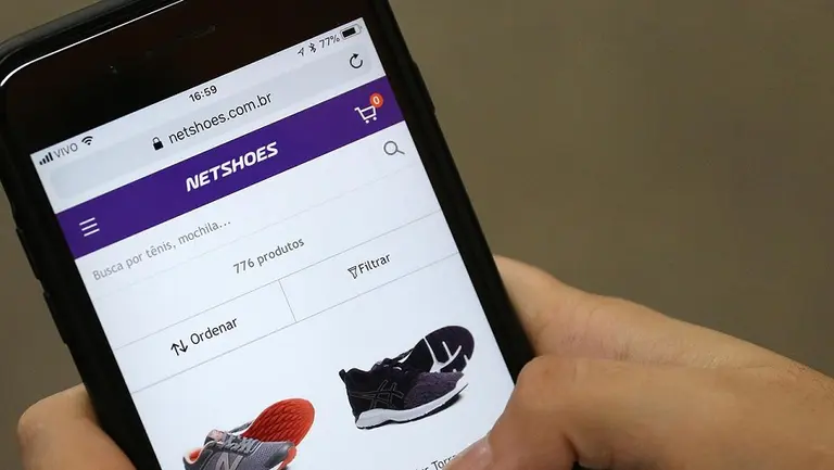 Stock Center y Netshoes cerraron su fusión: así operará el nuevo "gigante" del retail online