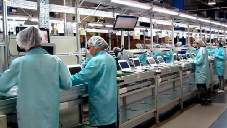 Computadoras educativas: por qué su fabricación creará más de 2.000 nuevos puestos de trabajo