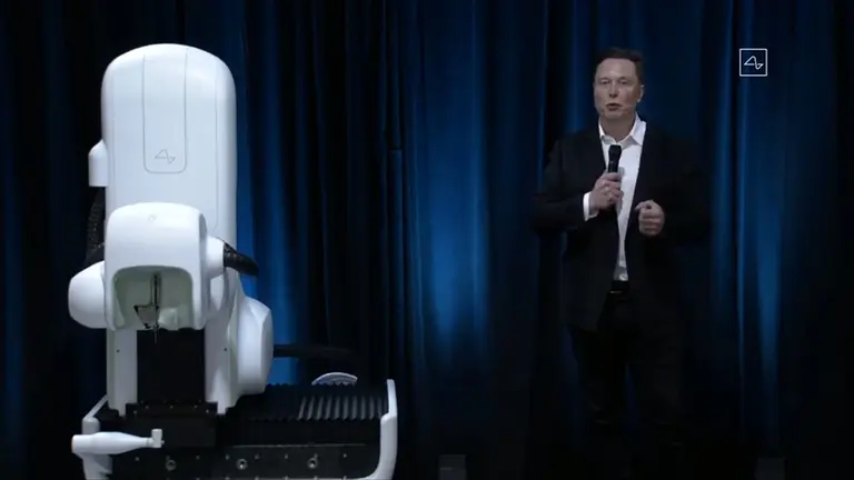 Elon Musk presentó Neuralink, el novedoso chip que se implanta en el cerebro y curará todo tipo de enfermedades
