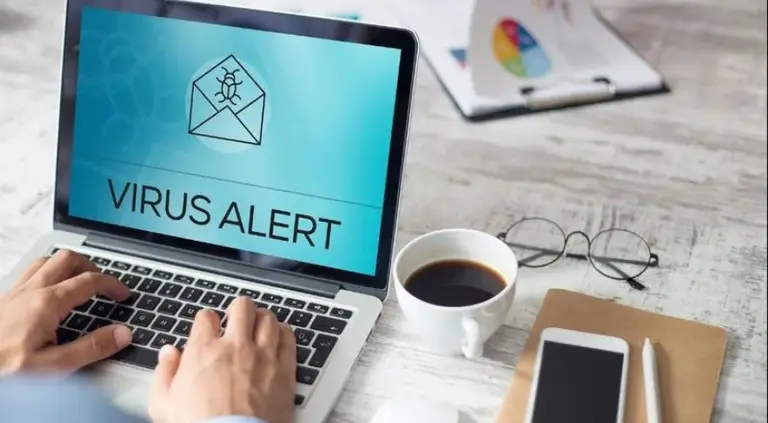 Apple aprobó por error un peligroso virus que se instala en Macs: qué hacer para que no te afecte