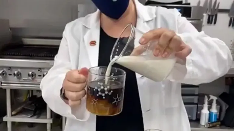 Crearon la "carne vegetal" y van por más: Impossible Foods ahora trabaja en la "leche de mentira"