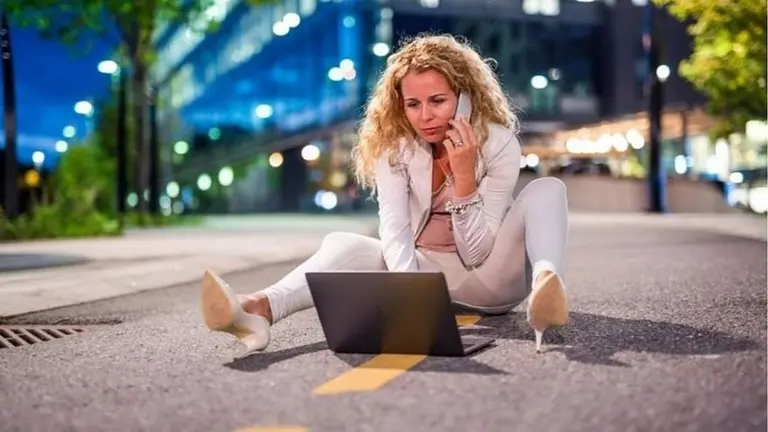 El mundo debate sobre la reducción de las jornadas laborales a solo cuatro días: ventajas y desventajas