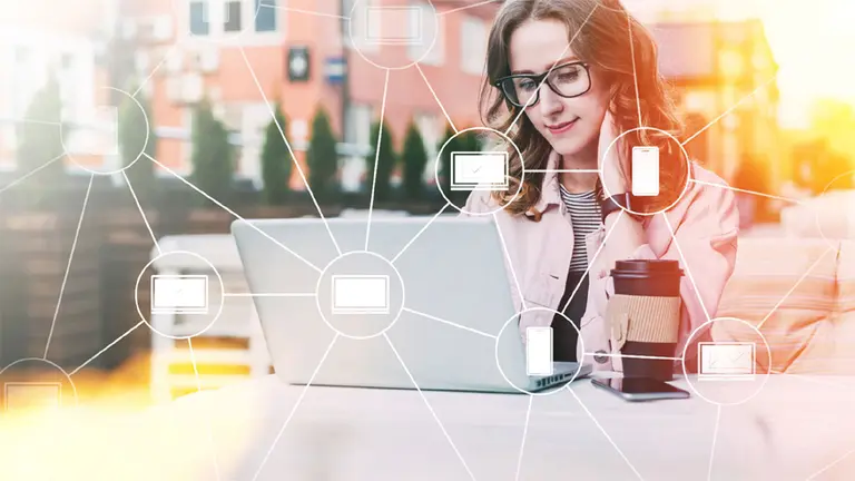 La Ciudad presenta programa de formación para los trabajos del mundo digital