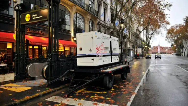 Pronostican cortes masivos de electricidad: cuándo serán y cómo impactarán en la minería de criptomonedas