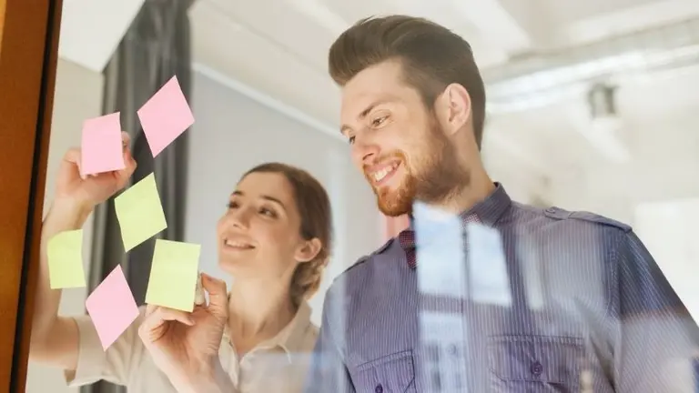 Esta plataforma educativa convocó a emprendedores locales: hay premios en dólares y mentorías en Sillicon Valley