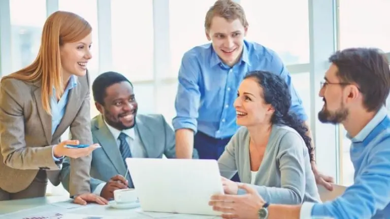 Estas 7 tendencias "revelan" cómo será el mundo del trabajo a partir de 2021