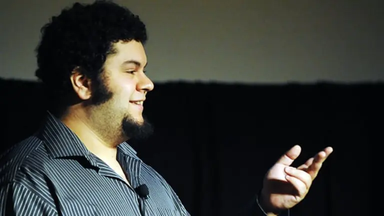 Programó en Facebook, es fan del software libre y trabajó con Obama: conocé al "gurú tecno" de Joe Biden