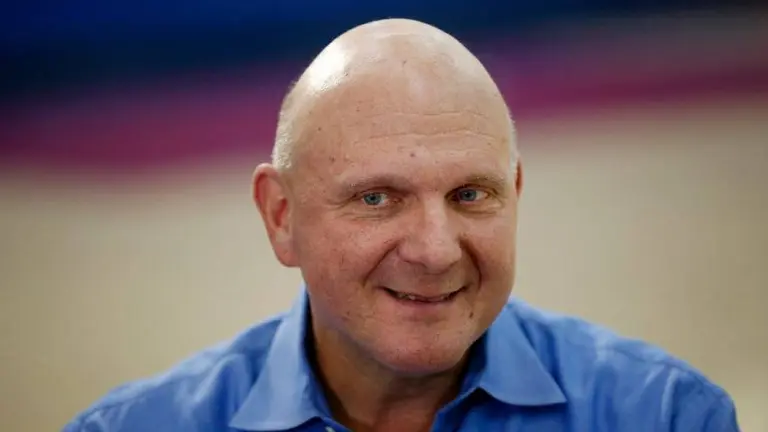 Así fue como este asistente de Bill Gates superó la fortuna del empresario