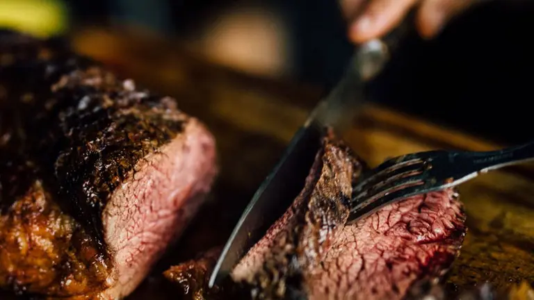 Ya podés saber de dónde proviene tu asado: cómo funciona la blockchain argentina de trazabalidad de carnes