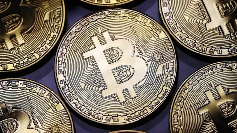 Toma impulso para volver a subir: cuál es el precio del Bitcoin hoy, jueves 25 de febrero