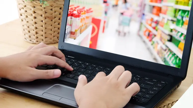 Argentina se "cierra" por la segunda ola: cómo podés hacer los mandados online, con envío gratis y 40% off