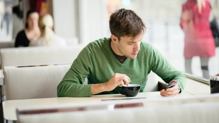 DNI, impuestos, multas, salud y mucho más: uno a uno, qué trámites online ya podés hacer desde tu celular