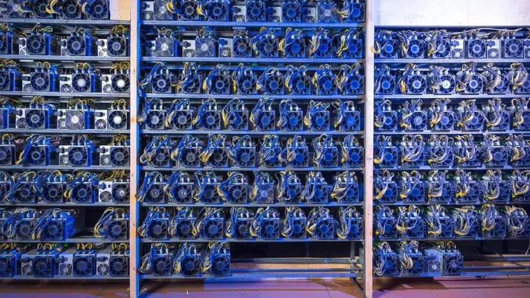 Minería bitcoin: una de las firmas más grandes del sector instalará nueva "granja" en la Argentina