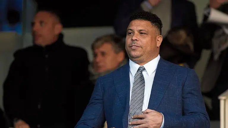 De la cancha real a la virtual: conocé el plan "irresistible" de Ronaldo para invertir en eSports