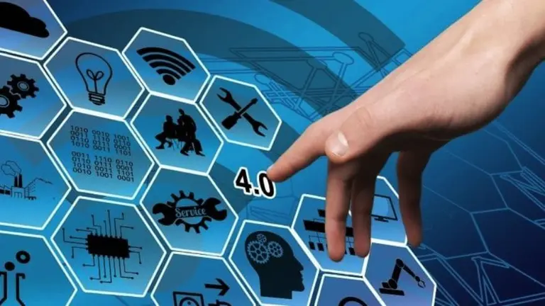 Atención inversores: experto advierte que la industria 4.0 es un 'tsunami' que requiere preparación