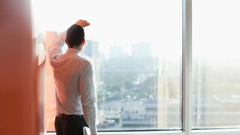 Organizáte mejor: por qué ser "más vago" en tu trabajo es el "secreto" para la productividad