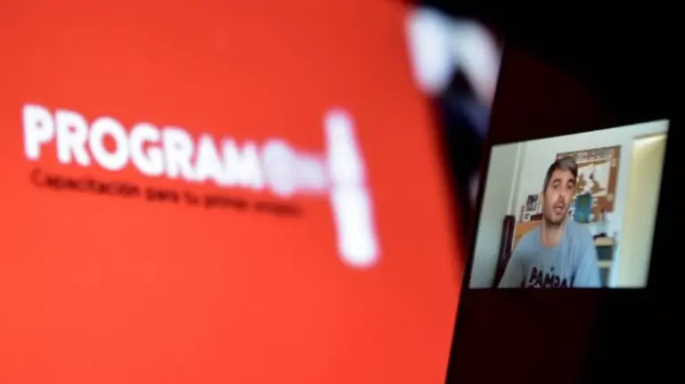 ¿Qué es ProgramON Emprendidos, el curso gratis de esta multinacional para chicos de 17 a 24?