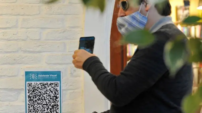 Tecnología inclusiva: cómo el uso de códigos QR puede permitir "ver" a los ciegos