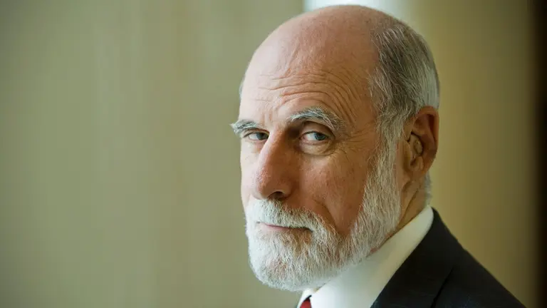 Un día como hoy nació uno de los "padres" del Internet