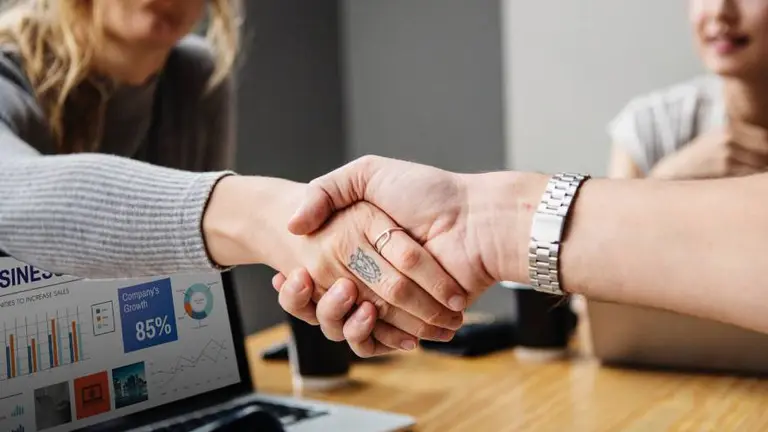 Si tenés un emprendimiento es bueno saberlo: ¿qué diferencias hay entre inversión y bootstrapping?