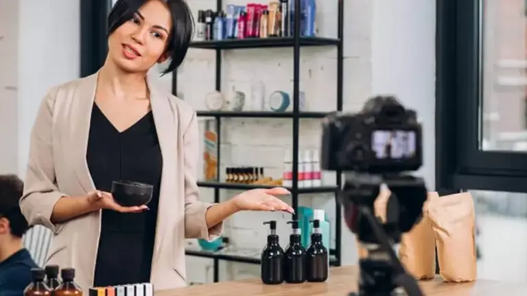 Ser influencer "garpa" pese a la crisis: cuánto podés ganar con una story y los errores que no hay que cometer