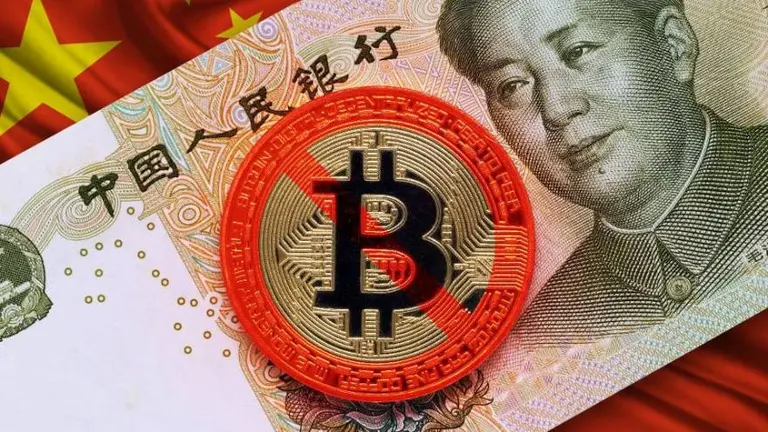 Tras la prohibición, exchanges de criptomonedas "huyen" de China: ¿cuáles serán sus próximos pasos?