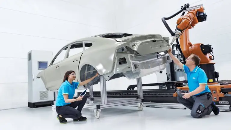 No todo es oro: conocé los desafíos más complejos de superar al construir autos eléctricos