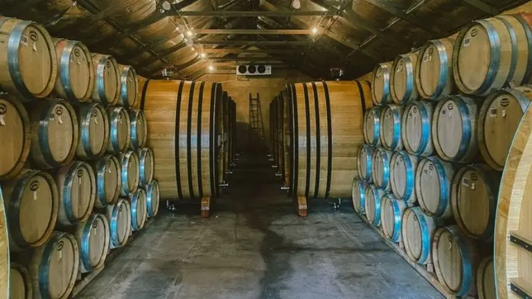 ¿Vinos por NFT? : el famoso viticultor Dave Powell subasta su cosecha