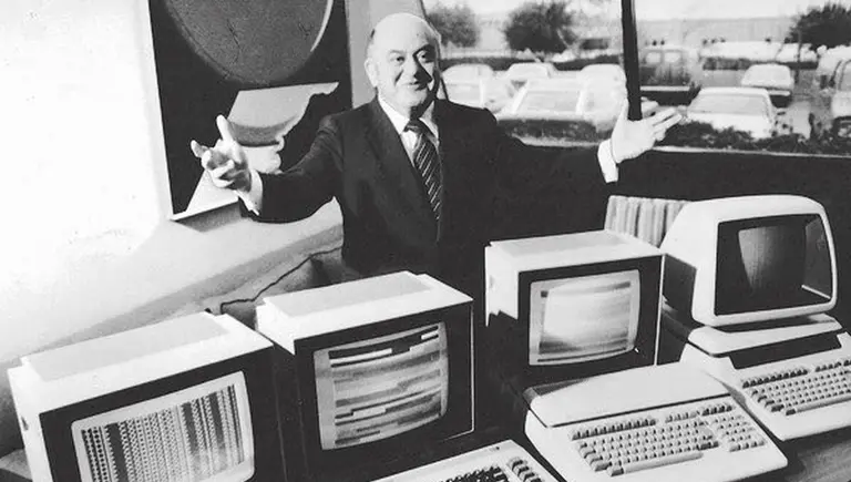Un día como hoy nació el responsable de una de las computadoras más vendidas de la historia