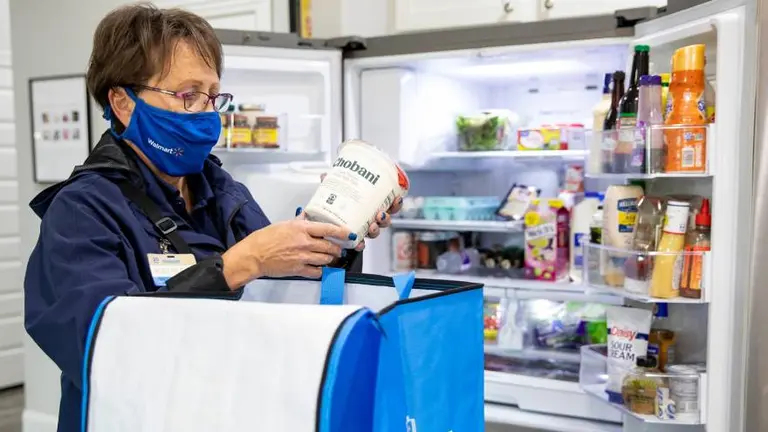 Delivery de comida "dentro de casa": así funciona el novedoso sistema "InHome" de Walmart