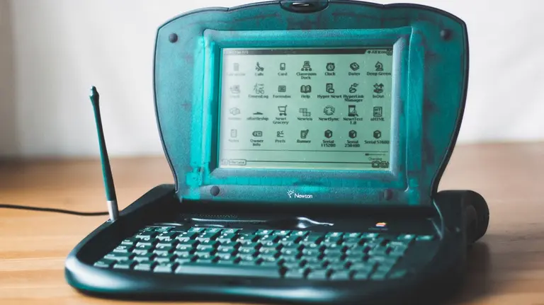 Un día como hoy Apple lanzó su primer "asistente personal digital"