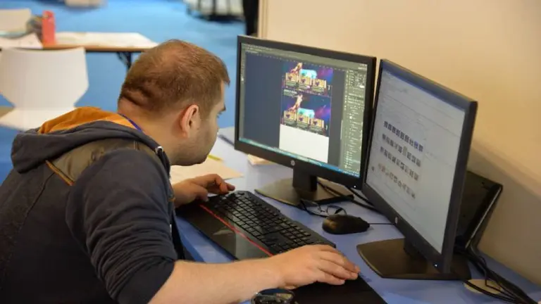 Dos gigantes se unen para enseñarte a programar videojuegos y ganar u$s1.000 por mes: cómo aplicar