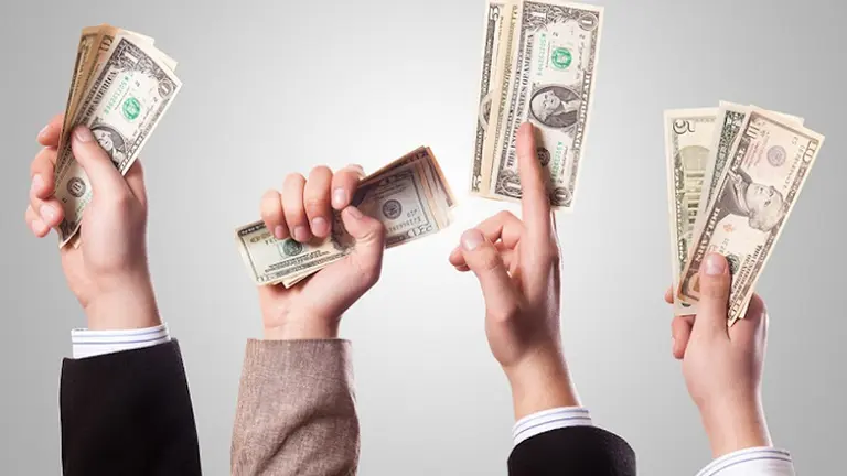 ¿Es condición necesaria tener una vasta suma de dinero para emprender un negocio?