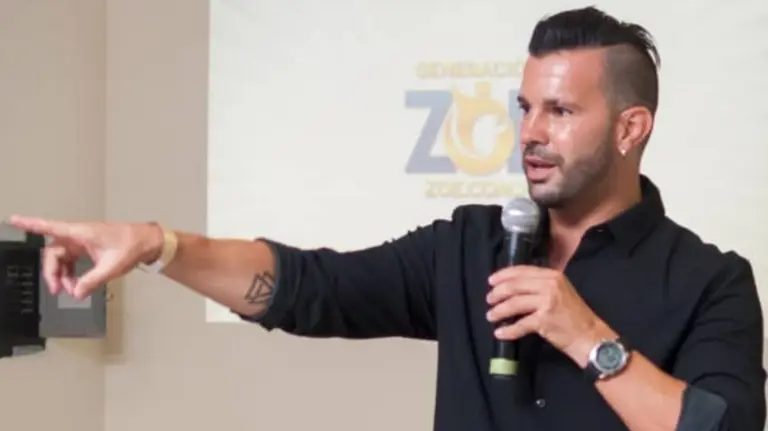 Generación Zoe: se entregó Maximiliano Batista, el "número dos" y socio de Cositorto