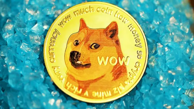 Dogecoin, la criptomoneda que siempre da que hablar: ¿es una buena oportunidad de inversión?