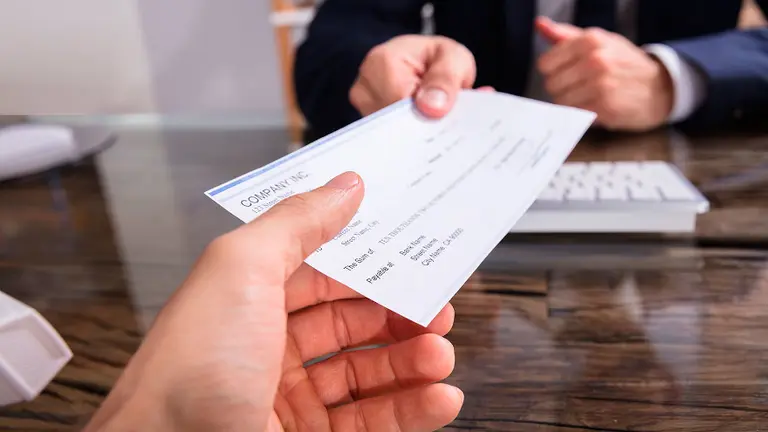 Se acerca el primer aguinaldo de 2024: cuándo se cobra, cómo se calcula y en qué invertirlo