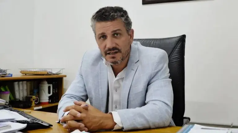 Cae otra estafa piramidal: con 69 denuncias en su contra se entregó el CEO de Market Capital