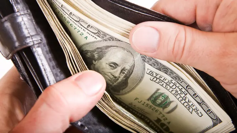 ¿Cuáles son los requisitos del Gobierno para blanquear dinero sin pagar penalidades?