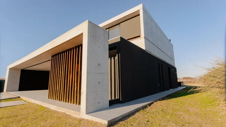 Cómo es la casa prefabricada que se puede conseguir en Amazon por solo u$s10.000