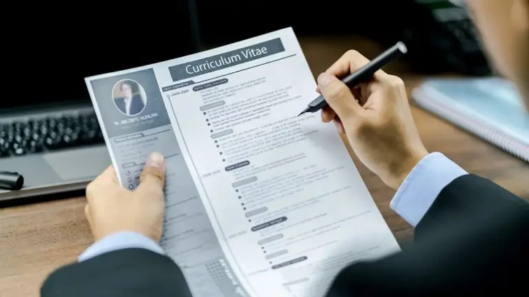 Búsqueda laboral: CEO de Optimus Price reveló trucos para lograr el CV ideal con ChatGPT