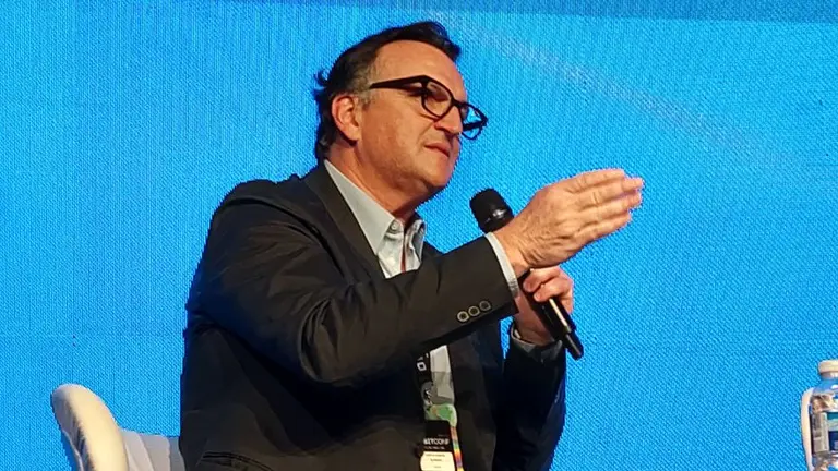 Globant presenta una IA que puede hacer el trabajo de 5 ingenieros: ¿Cómo funciona?