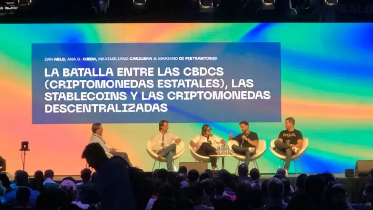 Debate caliente en Labitconf: cómo será el futuro de los dólares digitales y las criptomonedas de los Estados