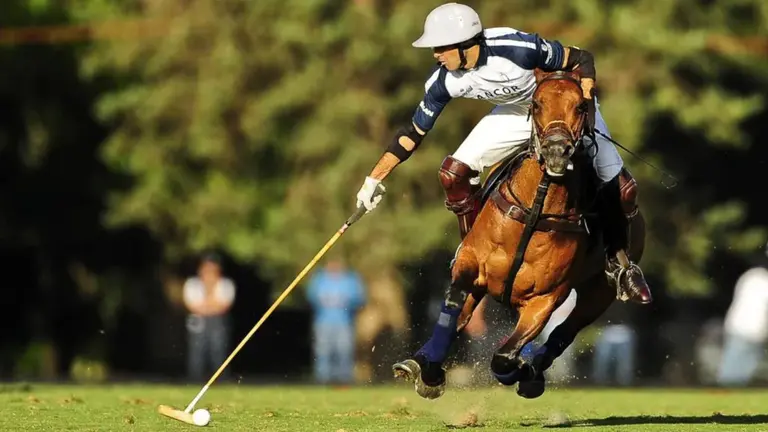 Los NFT llegan al polo: entregarán una Copa digital a los ganadores de la Triple Corona