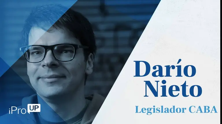 El VAR, una de las estrellas de Qatar 2022: ¿la tecnología nos obliga a repensar las reglas del juego?